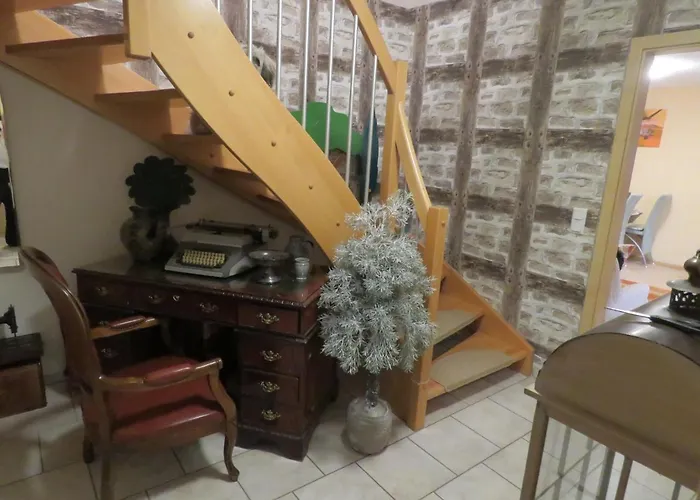 Haus Waldzauber * Neuhausel